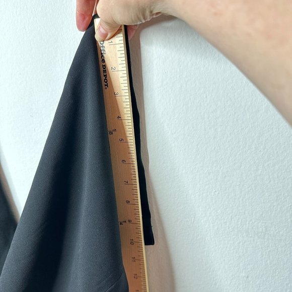 Aritzia Babaton Black Wide Leg FLowy Pants Palazzo Trouser Side Zip Wide Leg 4 - Picture 9 of 16